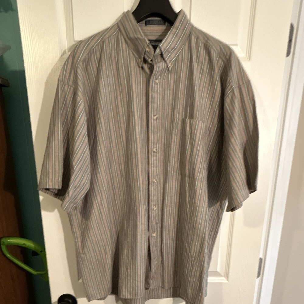 Van Huesen XL Earth Tones Stripe Short Sleeve Cotton Button Down Shirt